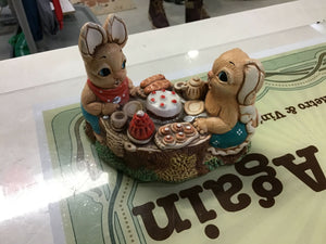 Woodlander Collectibles - Rabbit Tea Party