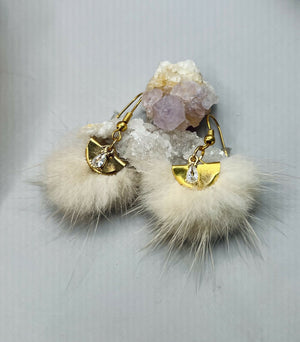 Cream Mink Earring