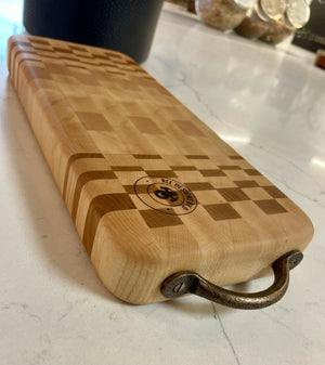 "Checkerflow" - End grain Bar board/bread board