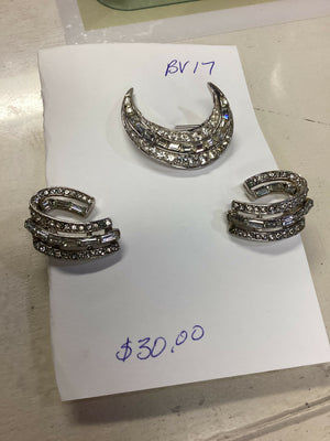 Vintage Brooch & Clip on Earrings Set