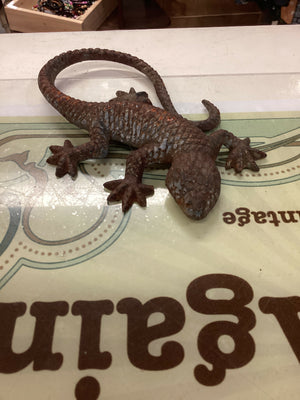 Vintage Cast Iron Gecko