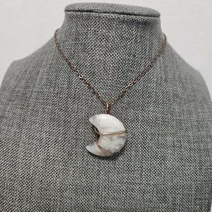 Gemstone necklace