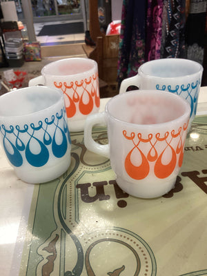 Vintage Anchor Hocking Fire King Loops & Teardrop Stackable Milk Glass Mugs