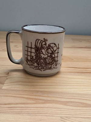 Vintage Holly Hobbie mug