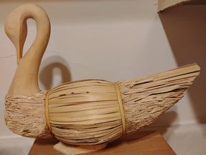 Vintage swan/duck with reed body - large