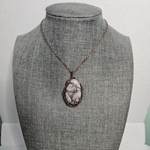 Gemstone necklace