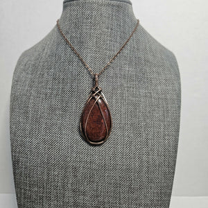 Gemstone necklace