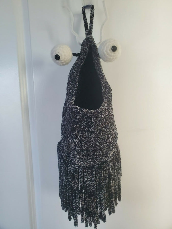 Lg Yip Monster