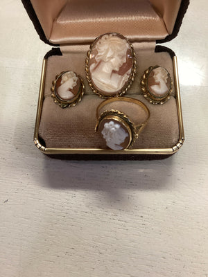 Vintage Cameo Set