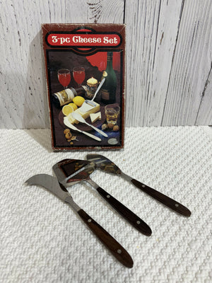 Vintage Three-Piece Cheese Set
