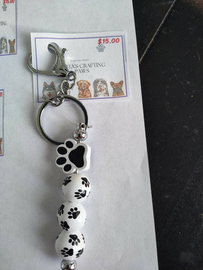 key chain -dog paw