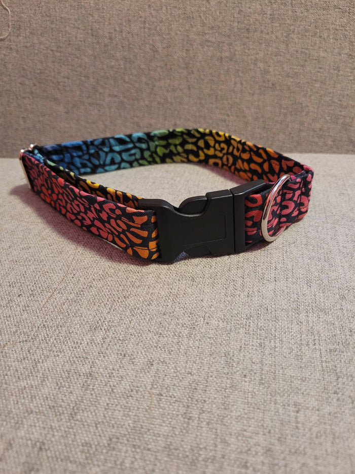 Small rainbow leopard print collar