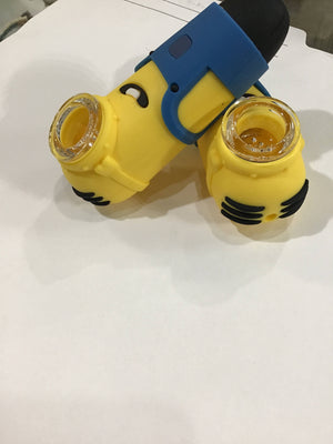 Silicone Minion Pipe available at Drinkle store