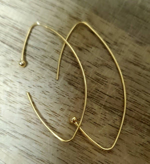 Gold stella earrings