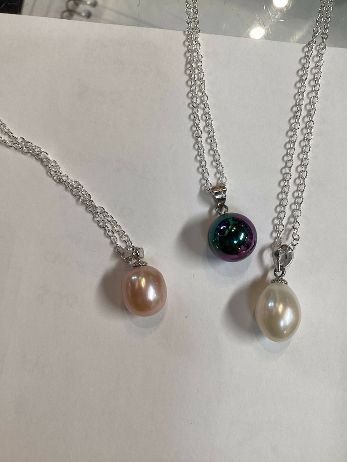 Freshwater Pearl Pendant