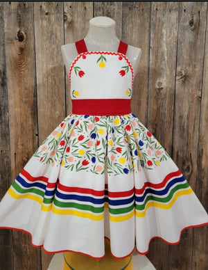 Tulip Retro Swing Dress with Circle Skirt. Size 8-10 Years