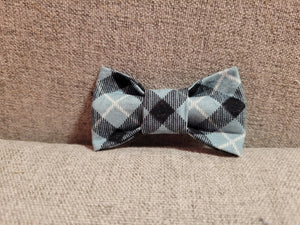 Small light turquoise plaid bowtie