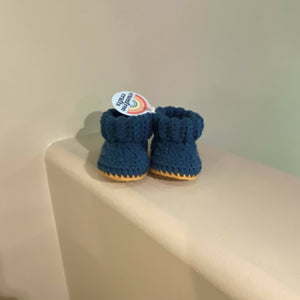 Baby Slippers (Crochet, NB size)