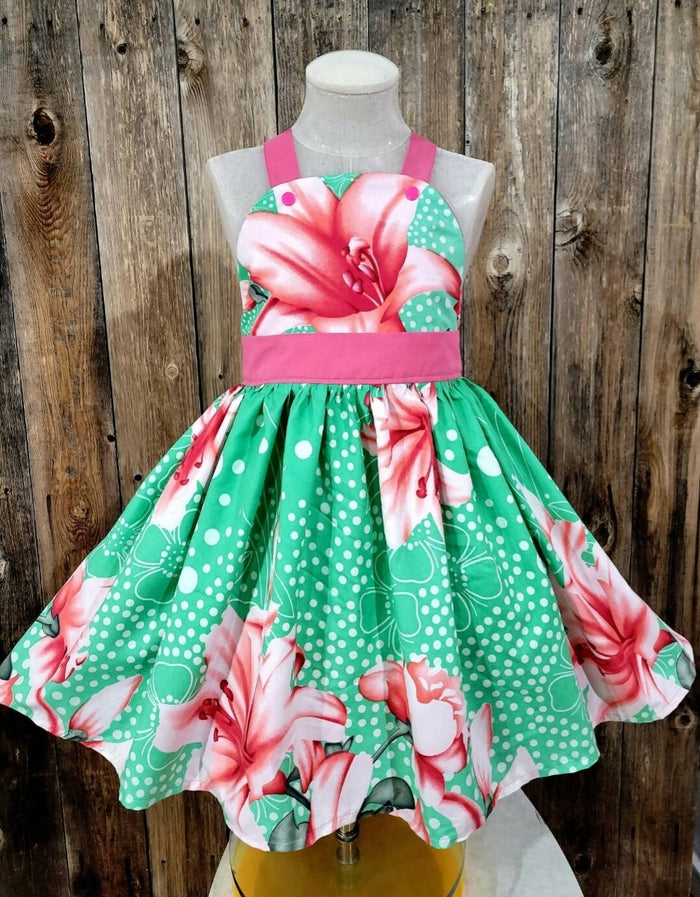 Lily Retro Swing Dress. Size 6/7 Years