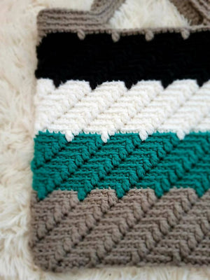 Black, White, Turquoise Crochet Bag