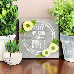 WOOD CANVAS - PARTY IN MY CRIB (Home and Garden, Home Decor, Felt Flowers, Baby)