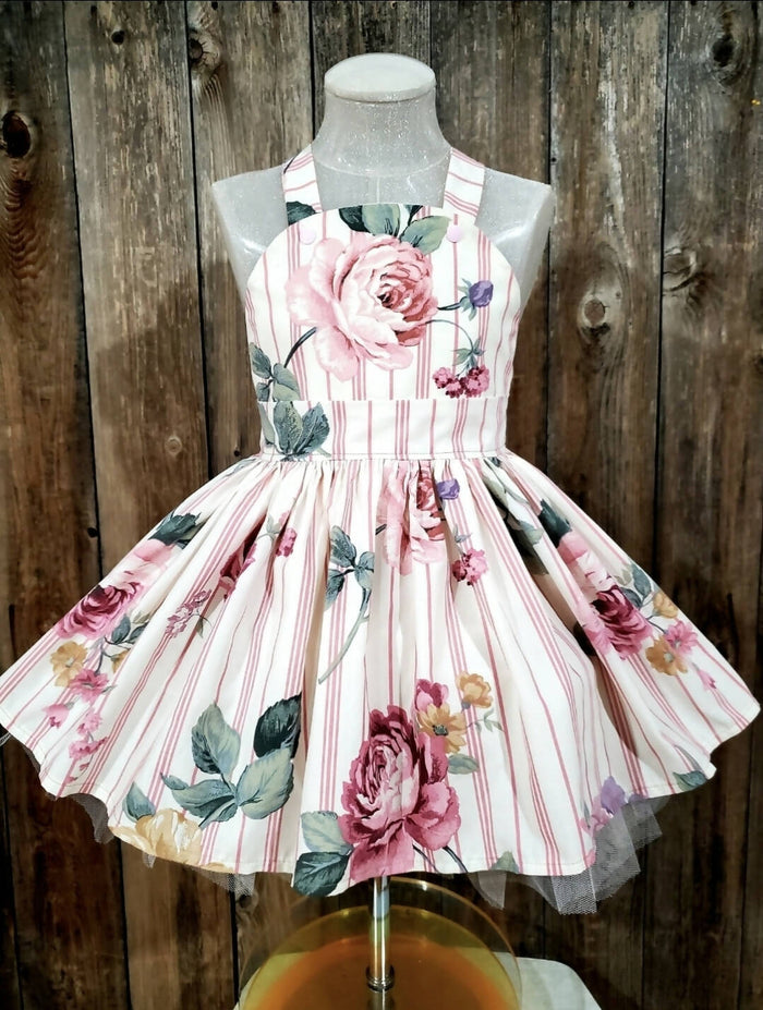 Vintage Floral Retro Swing Dress. Size 3 Years