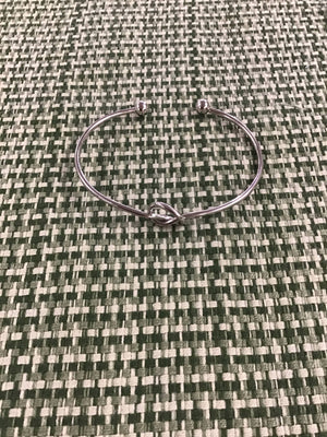 Silver knotted bracelet