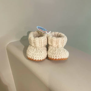 Baby Slippers (Crochet, NB size)